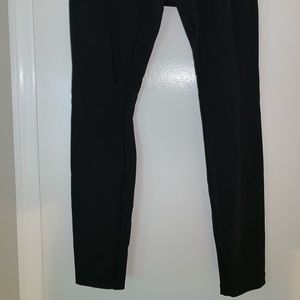 Lululemon black leggings